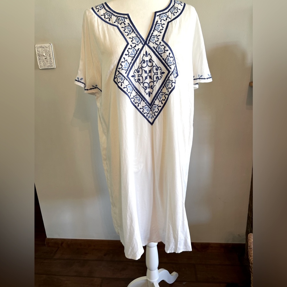 NWT THML size 1X white Janie embroidered dress